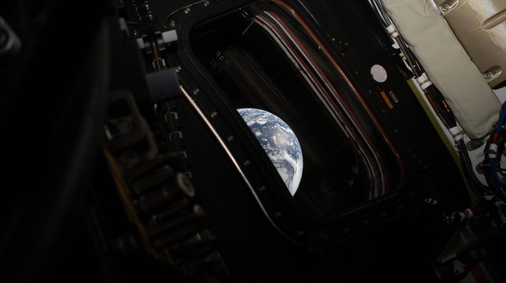 NASA objavila prve fotografije Zemlje iz kapsule Orion misije Artemis II (FOTO) 1