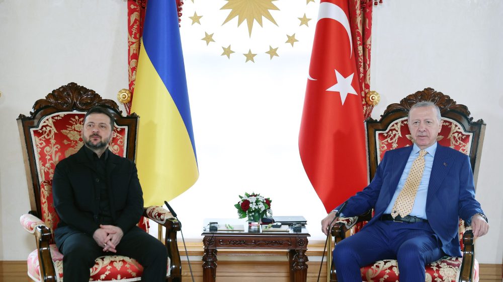 Zelenski u Istanbulu obećao jačanje bezbednosne saradnje Ukrajine i Turske 1