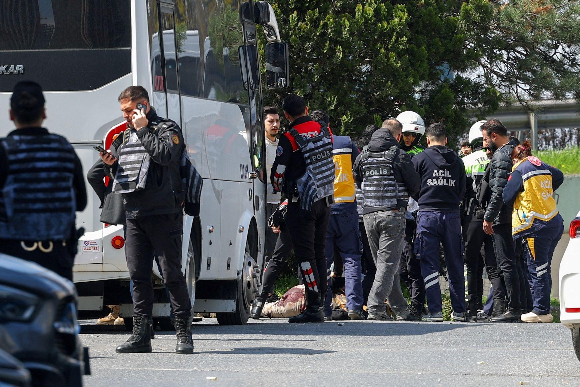 Policajci u civilu u Istanbulu