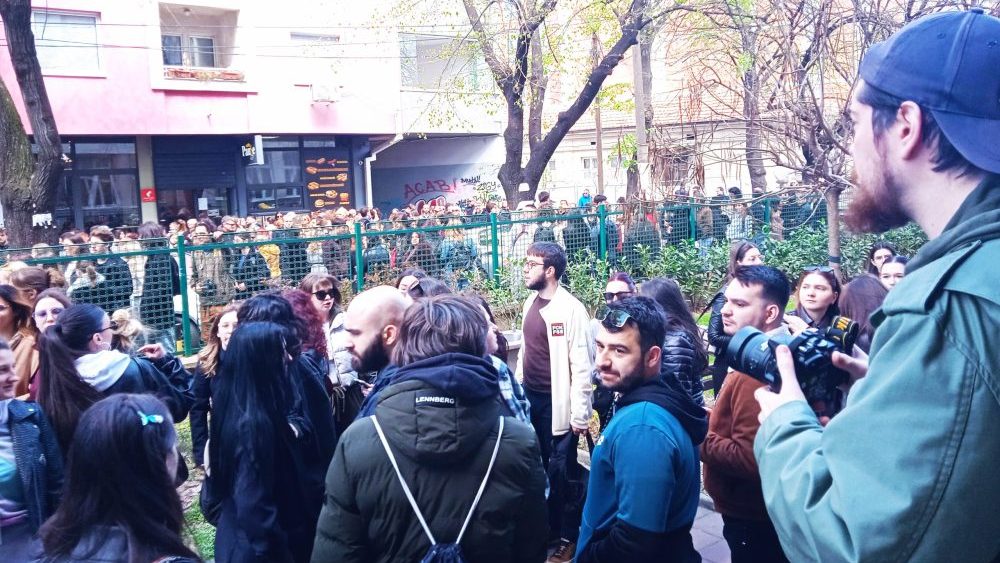 Filozofski fakultet Niš Vlada Srbije u Savet Filozofskog fakulteta u Nišu imenovala zagovornike njegovog "cepanja": Boravak u "ćacilendu" i povici "ustaše" kao preporuke za članstvo? 2