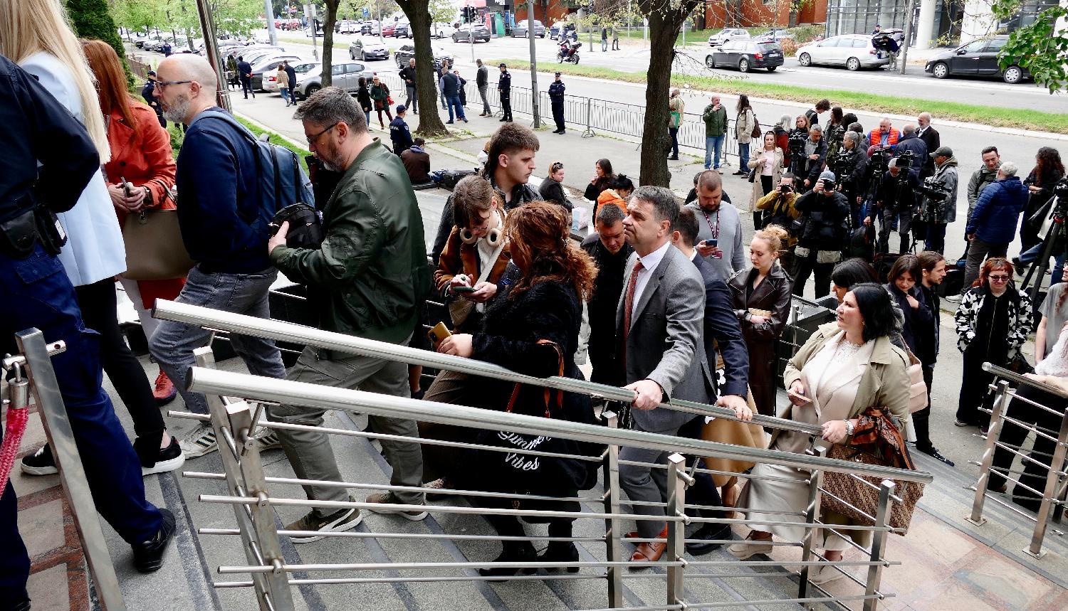 Suđenje za slučaj Generalštab se nastavlja 10. juna: Optuženi Nikola Selaković izneo svoju odbranu, odbio da odgovara na pitanja tužioca (FOTO; VIDEO) 4 Suđenje za slučaj Generalštab se nastavlja 10. juna: Optuženi Nikola Selaković izneo svoju odbranu, odbio da odgovara na pitanja tužioca (FOTO; VIDEO) 4