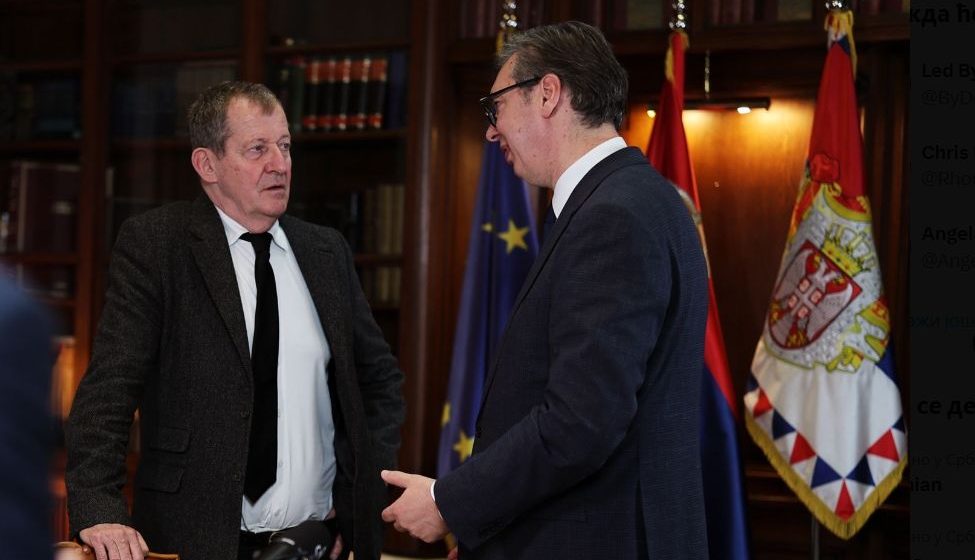 Ko je Alister Kembel, Blerov bivši savetnik, koji je intervjuisao Vučića? 1