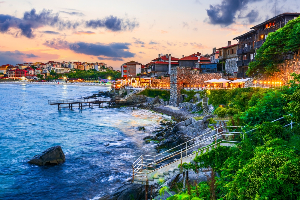 Nova Amalfi obala Europe: Ova destinacija nudi more i prepoznatljiv mediteranski pejzaž, ali po nižoj ceni 3 Nova Amalfi obala Europe: Ova destinacija nudi more i prepoznatljiv mediteranski pejzaž, ali po nižoj ceni 2