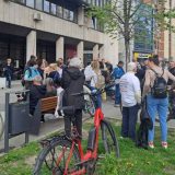 Protest ispred Prekršajnog suda u Novom Sadu, podrška studentima i građanima zbog prekršajnih prijava 10
