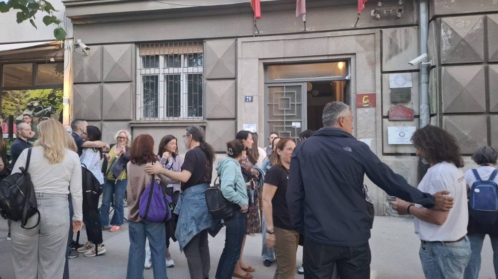 Doktor Ilija Srdanović nakon ubedljive pobede nezavisnih kandidata za RLKV u Novom Sadu: "Ljudi su u šoku vraćani sa biračkih mesta, branićemo naše glasove" 1
