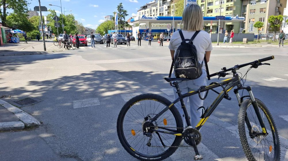 Blokada raskrsnice kod Masters centra u Novom Sadu zbog uhapšenih aktivista 1