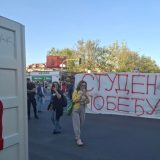 Zborovi Novi Sad danas blokirali raskrsnicu kod Futoške pijace 6