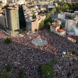 “Vučiću je u lice eksplodirala Slavija”: Kako na biračko telo SNS utiče masovnost studentskih protesta? 15