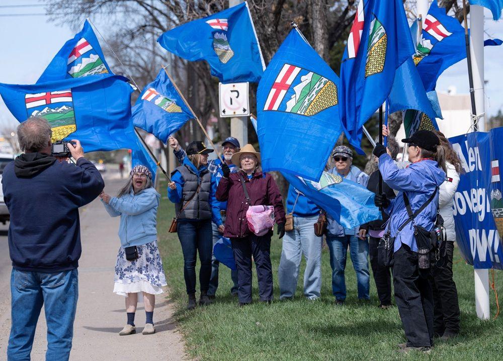 Kanadska provincija u kojoj raste pokret za otcepljenje 2 pristalice nezavisnosti alberte