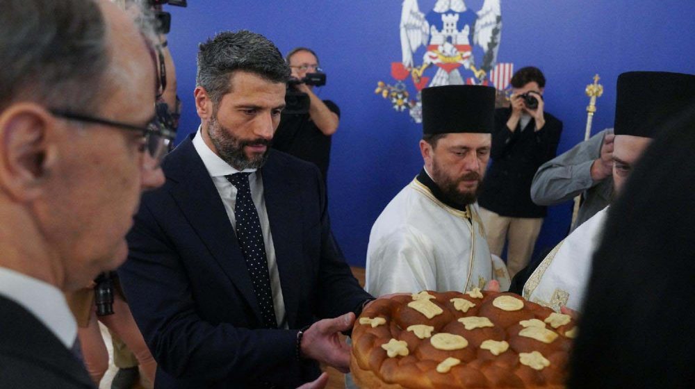 Šapić lomio slavski kolač povodom gradske slave Spasovdana 1