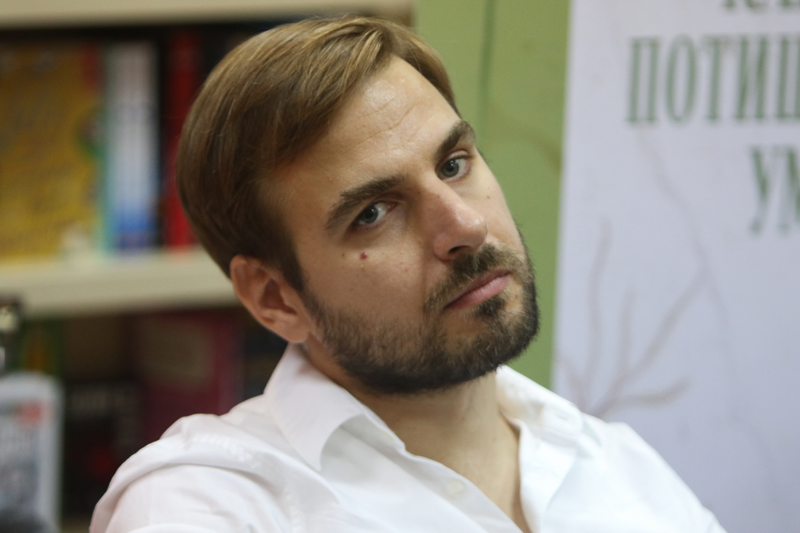 Ko je Filip Grbić, koji je na RTS-u držao stranu Ani Brnabić? 2