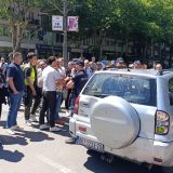 "Vučić optužio studente i druge demonstrante da žele da unište zemlju": AP o incidentu na protestu u Beogradu 5