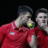 Novak Đoković i Miomir Kecmanović, Foto: EPA/Jorge Zapata