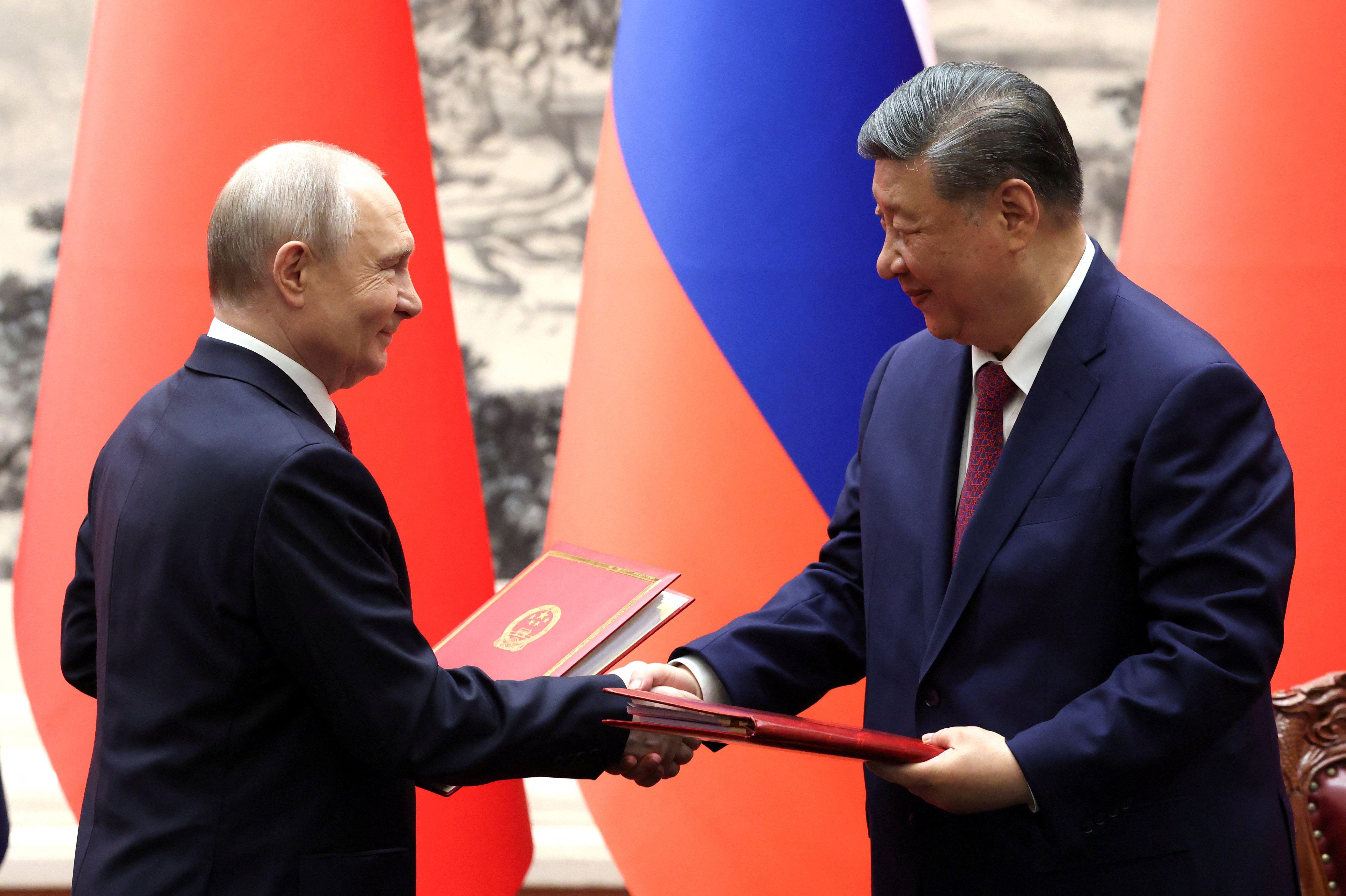 Putin u Kini: Dogovor o izgradnji velikog gasovoda, injekcija ruskoj privredi 4 putin i si