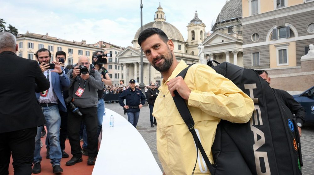 Novak Đoković sa porodicom Siniše Mihajlovića u Rimu: "Naša legenda, volim Srbiju, idemoooo" 1