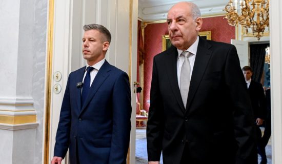 Svađa oko predsednika Mađarske izaziva državnu krizu? 13