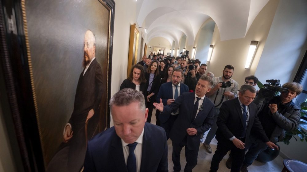 "Nova mađarska politika zanimljivija od Netflixa": Mađarska novinarka analizira vladu Petera Mađara 1
