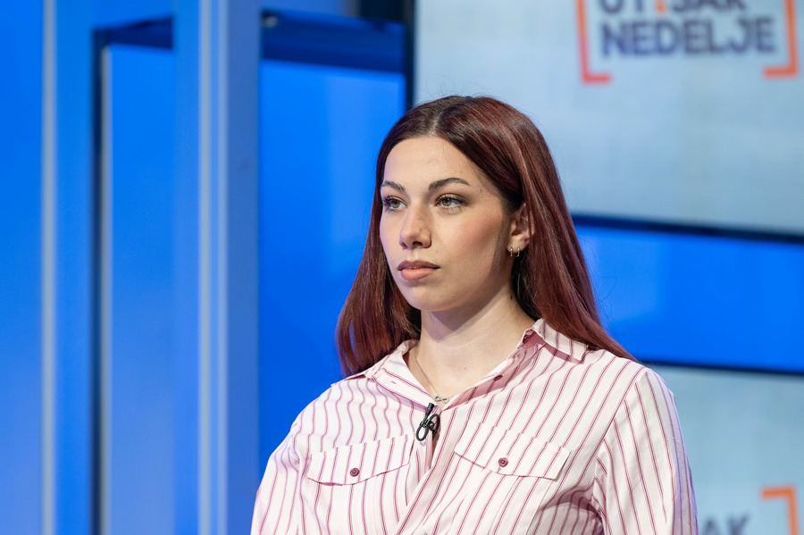 Studenti u Utisku nedelje: Samostalan izlazak naše liste na izbore jedina moguća opcija za pobedu 3 Studenti u Utisku nedelje: Samostalan izlazak naše liste na izbore jedina moguća opcija za pobedu 2