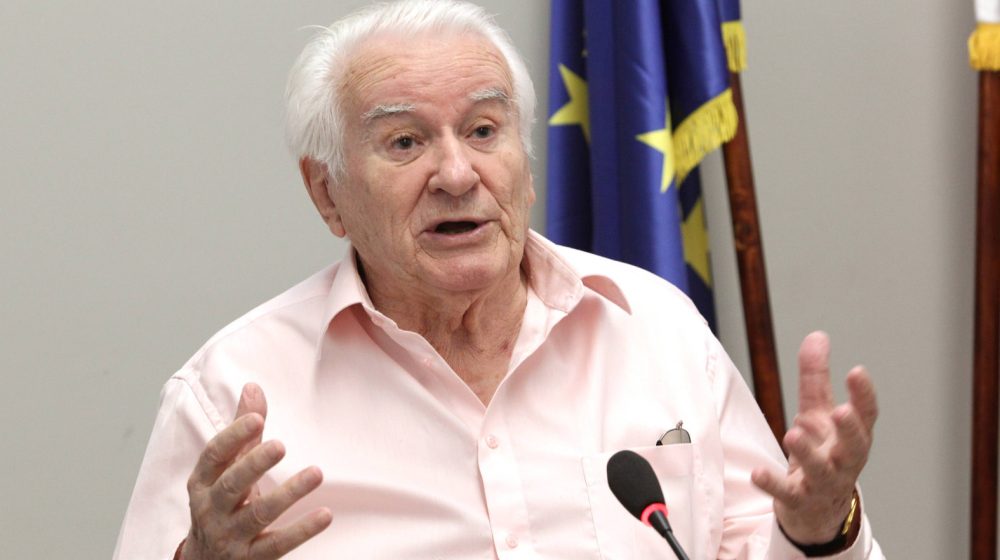 Vesna Marjanović se oprašta od Mićunovića: Dragi Profo, hvala što si bio naš univerzitet, i životni mentor u borbi za slobodu, etiku, demokratsko društvo 1