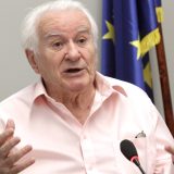 Vesna Marjanović se oprašta od Mićunovića: Dragi Profo, hvala što si bio naš univerzitet, i životni mentor u borbi za slobodu, etiku, demokratsko društvo 3