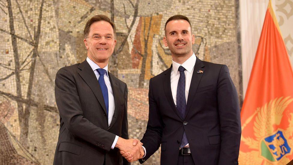 Jedan referendum, dve nezavisne države: Srbija i Crna Gora, 20 godina kasnije 2 Generalni sekretar NATO-a Mark Rute u poseti Podgorici i premijeru Milojku Spajiću 12. maj 2026.