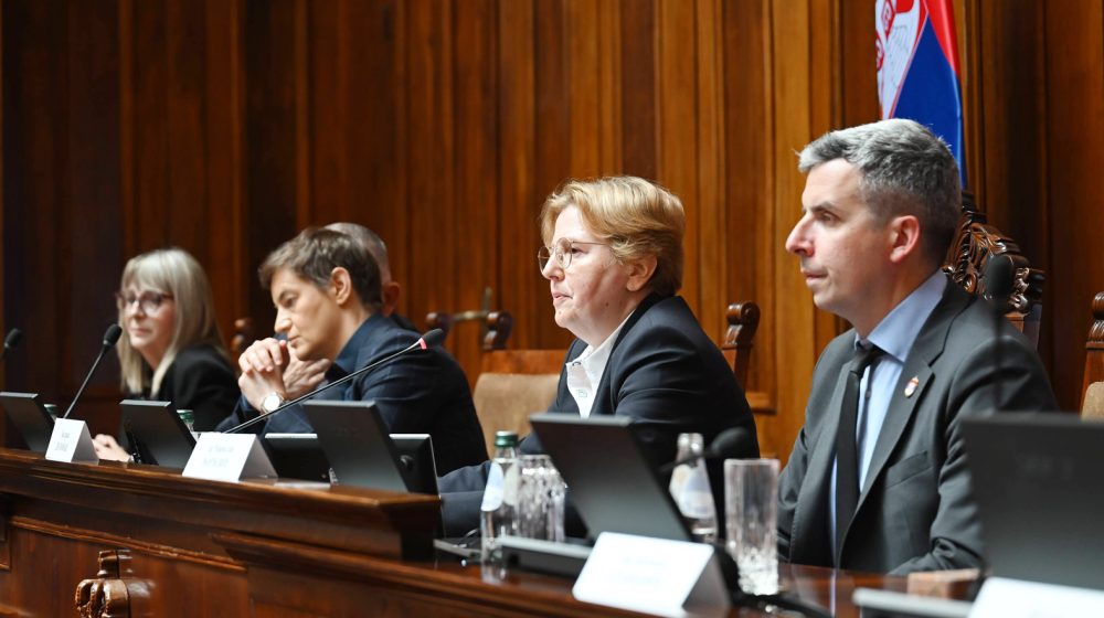 Novoizabrani javni tužioci položili zakletvu u Skupštini pred Anom Brnabić i Zagorkom Dolovac 1