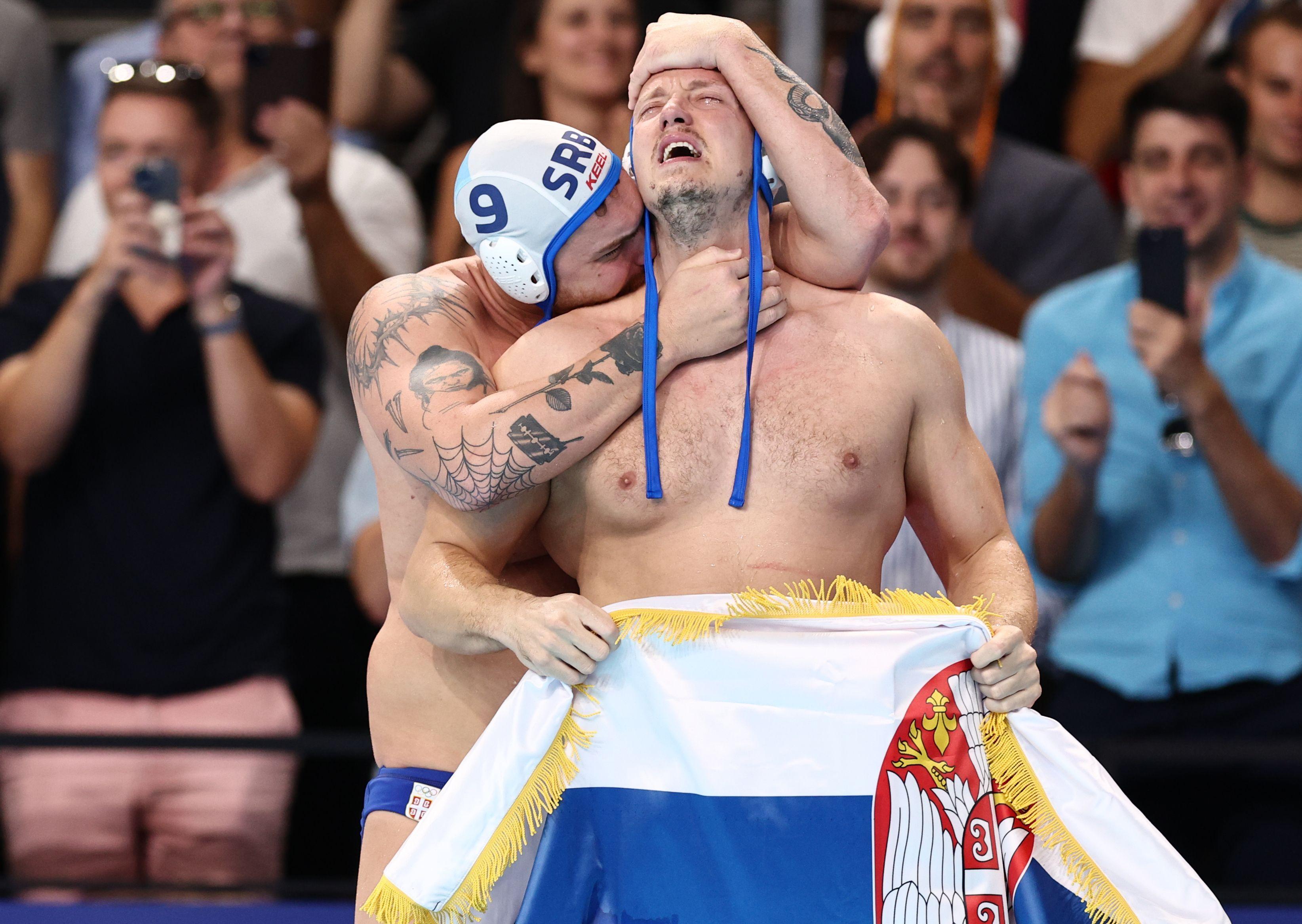 Ostavka selektora, pobuna igrača, Vaterpolo savez Srbije: 'Političke igre' 1 srpski vaterpolisti