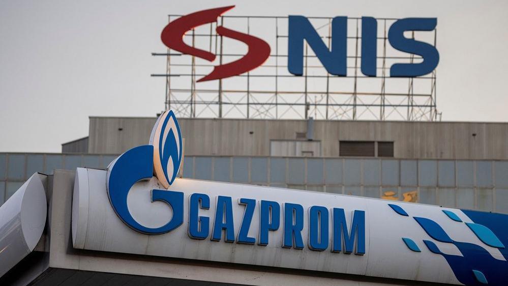 'Srpska kompanija nudi Rusima dve milijarde evra za udeo u NIS-u': Rojters 1 nis, gasprom