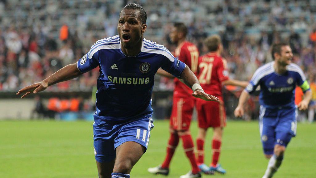 Top lista najboljih igara u finalima fudbalske Lige šampiona 3 Didije Drogba slavi gol protiv minhenskog Bajerna