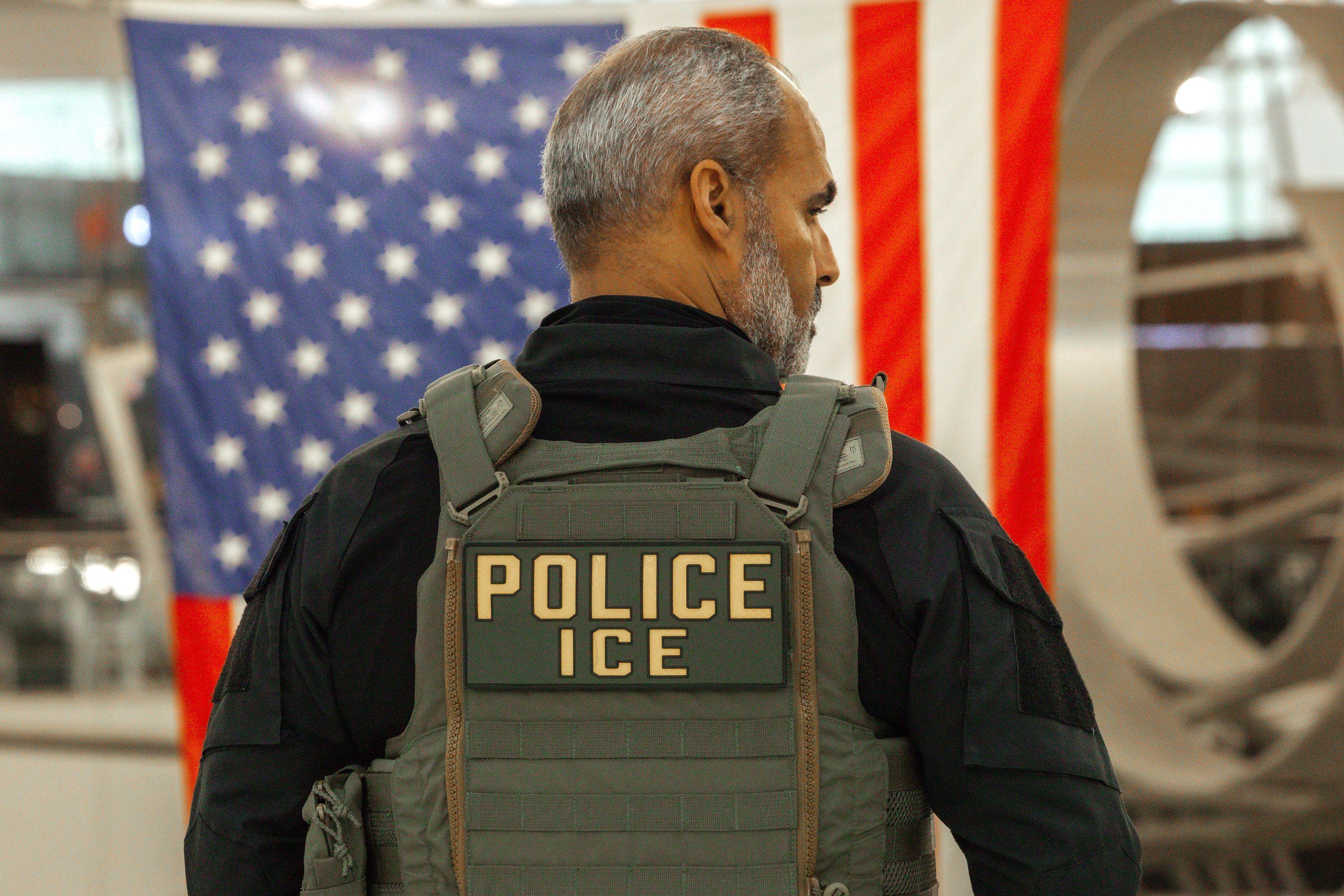 Koliko je danas teško preseliti se sa Balkana u Ameriku 2 agent ICE