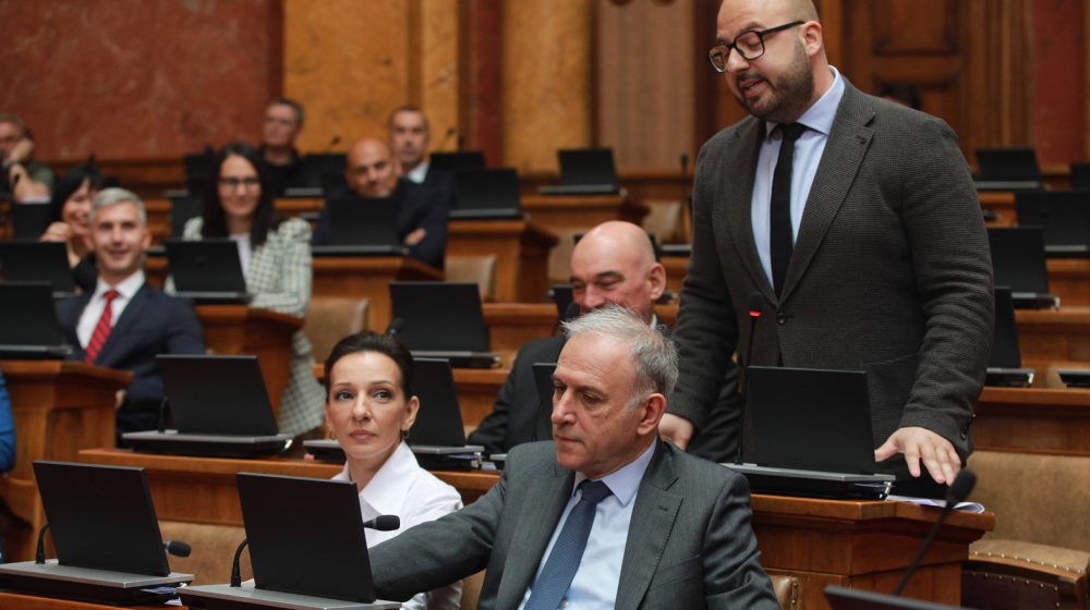 Opozicija traži ostavke direktora policije i Dačića nakon hapšenja Veselina Milića 1