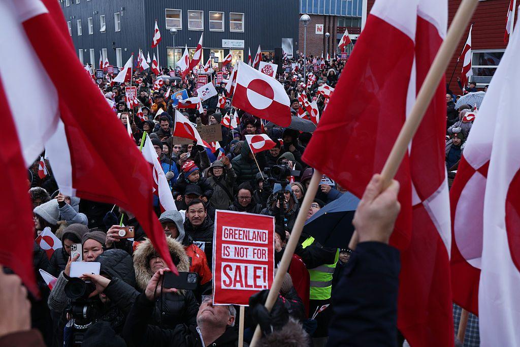 Novcem do novih granica: Kako se Amerika širila kupovinom teritorija 7 Demonstranti na Grenlandu