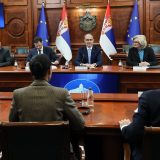 Premijer Macut se sastao sa misijom MMF-a 5