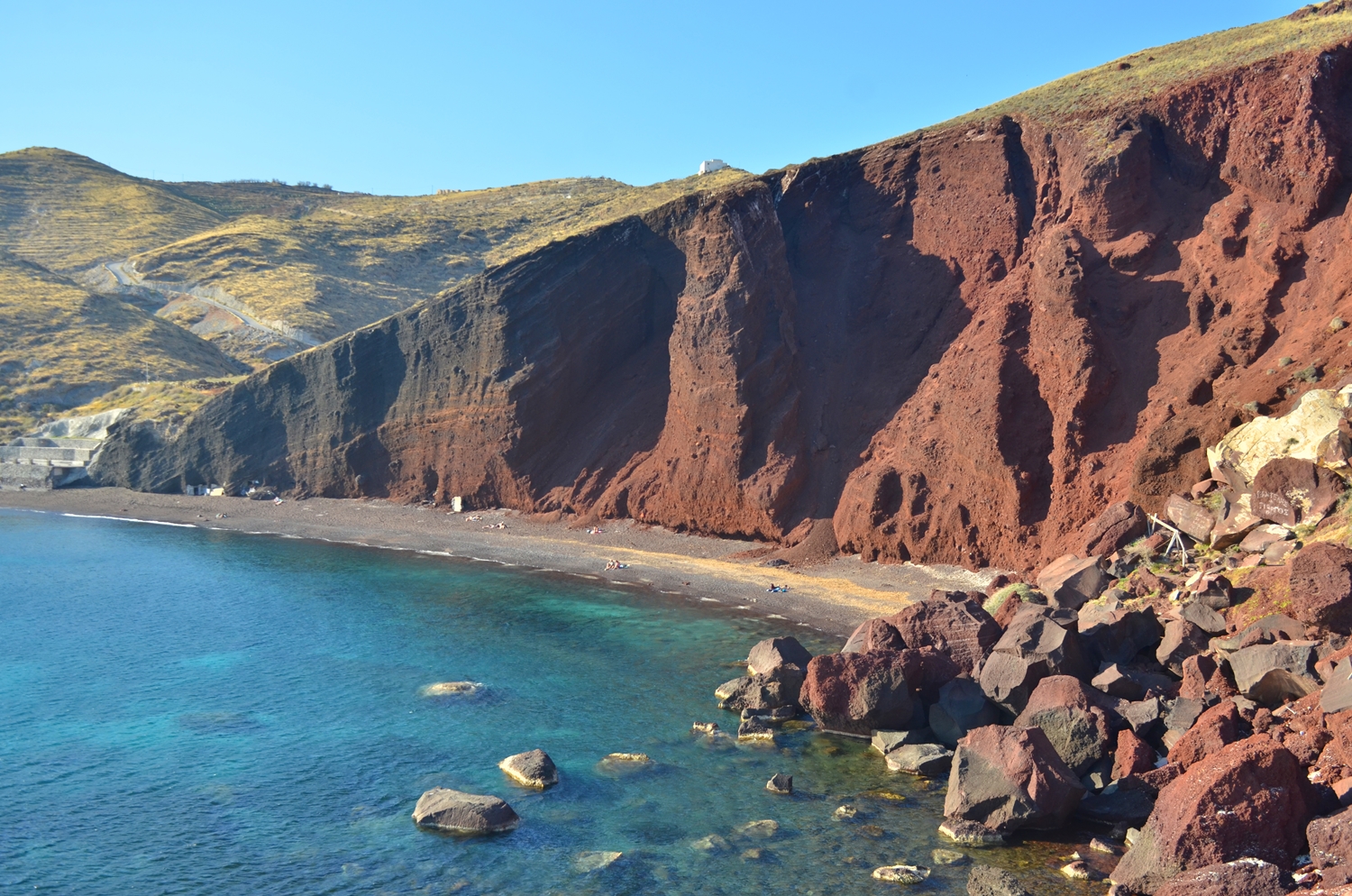 Ostrvo na ivici vulkana: Zašto je Santorini jedno od najlepših mesta Mediterana 7 Ostrvo na ivici vulkana: Zašto je Santorini jedno od najlepših mesta Mediterana 6