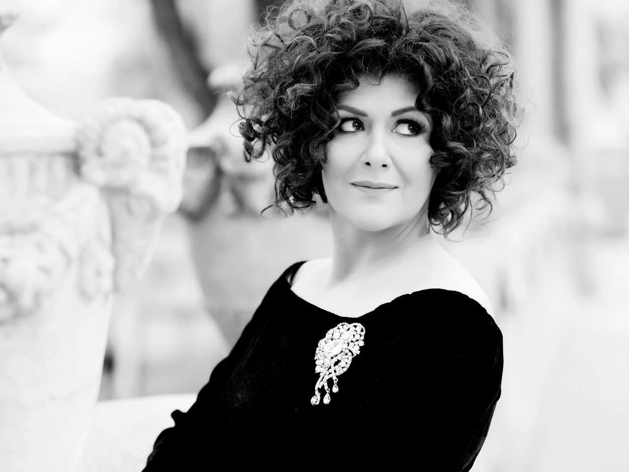 Divna Ljubojević & Melódi i predstava „Prah” sa Natašom Ninković i Zoranom Cvijanovićem na trećoj večeri EKATA Festivala 2 Divna Ljubojević & Melódi i predstava „Prah” sa Natašom Ninković i Zoranom Cvijanovićem na trećoj večeri EKATA Festivala 1
