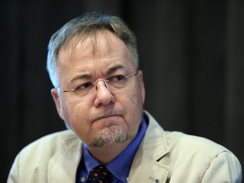 O odrastanju u ustaškoj emigraciji i odnosu prema Srbima: Drago Pilsel za Danas o „Argentinskom romanu“ 3