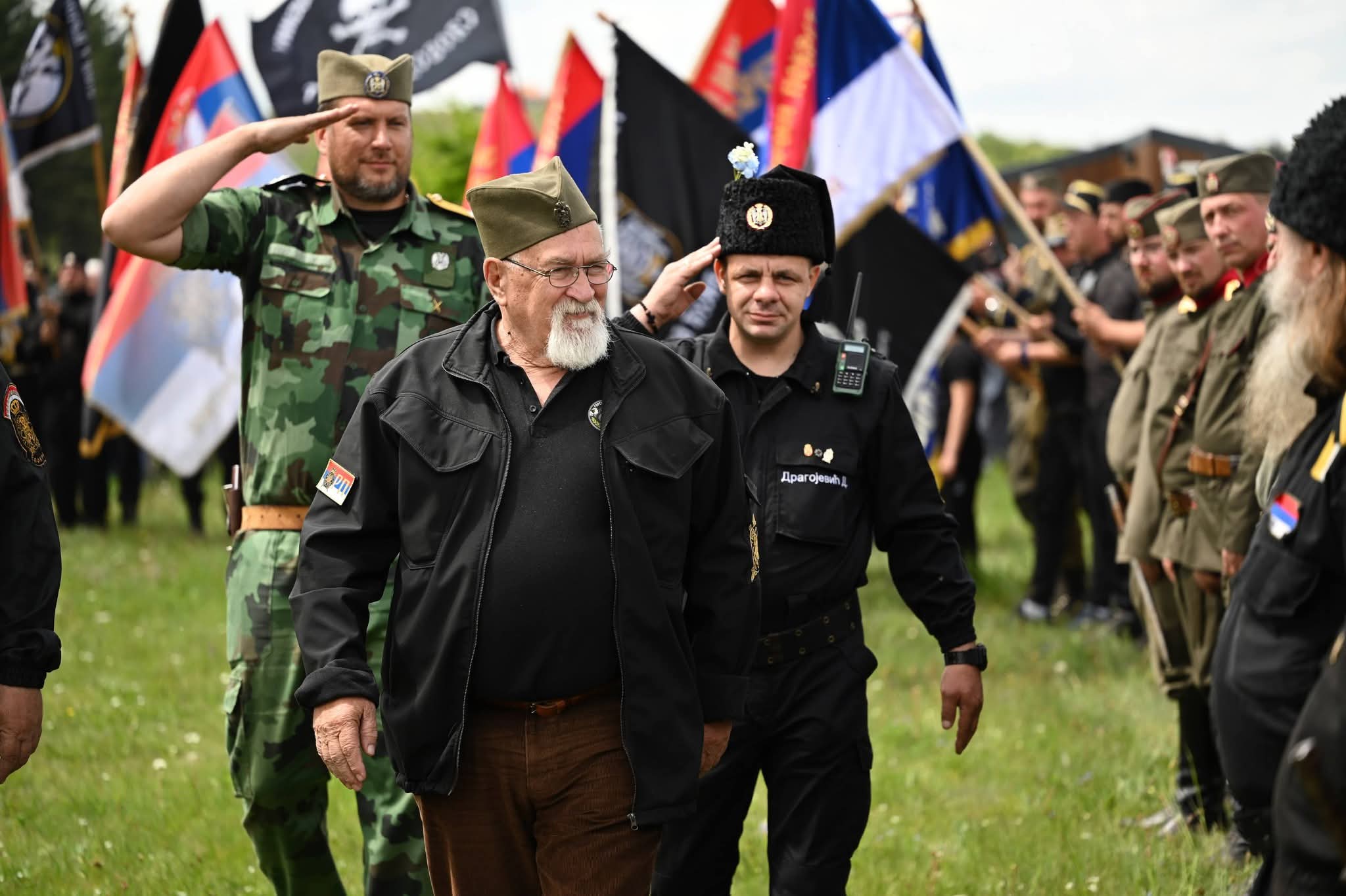 "Oj četnici s Ravne gore zbijajmo se u redove"... ali u više kolona: Zbog čega ravnogorci organizuju majski skup različitih datuma? 3 "Oj četnici s Ravne gore zbijajmo se u redove"... ali u više kolona: Zbog čega ravnogorci organizuju majski skup različitih datuma? 3
