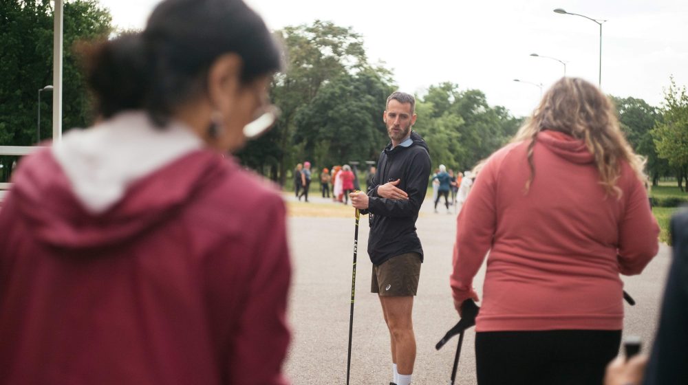 Nordijsko hodanje kao novi izbor za aktivniji i zdraviji život: Sve više ljudi ga bira kao podršku u prevenciji i kontroli dijabetesa 1