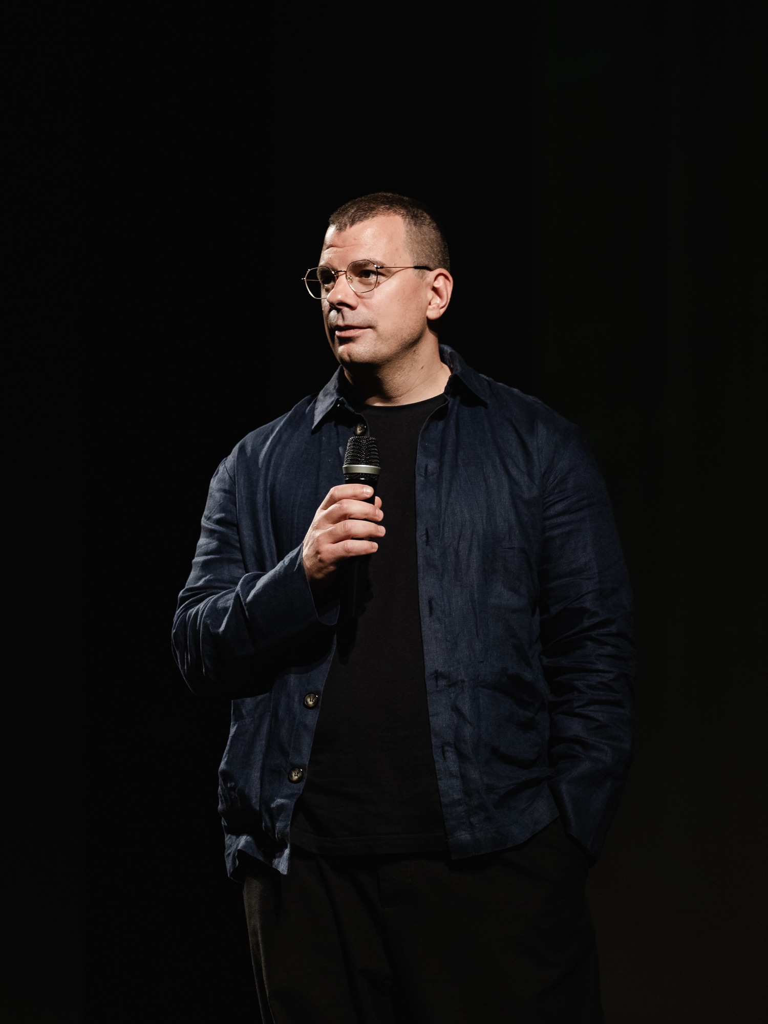 Od Goranke Matić do Leonarda Koena na drugom danu 19. Beldocsa: Ovacije za filmove „Zalazak“ Miloša Jaćimovića i „Crna so“ i Nikole Lorenzina 5 Od Goranke Matić do Leonarda Koena na drugom danu 19. Beldocsa: Ovacije za filmove „Zalazak“ Miloša Jaćimovića i „Crna so“ i Nikole Lorenzina 4