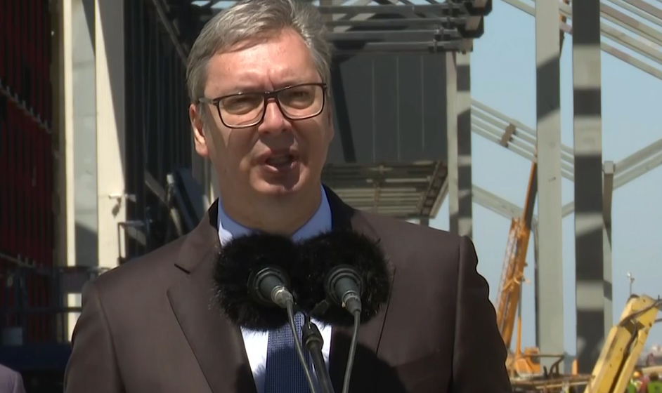 Vučić o nameri Bogoljuba Karića da kupi akcije NIS-a: Izgleda da imamo već dvojicu sa dve milijarde evra 1