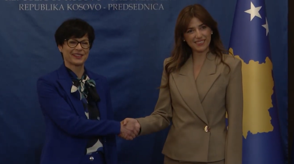 Marta Kos prvi put u Prištini: Posetu započela sastankom sa Hadžiju 1