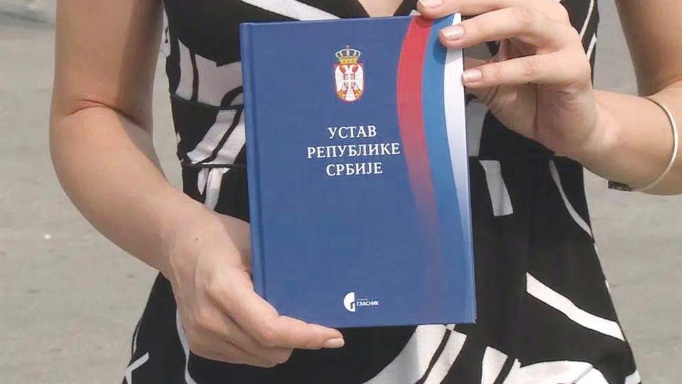 Tri profesora predlažu: Ustavni manifest za obnovu suspendovane demokratije 1