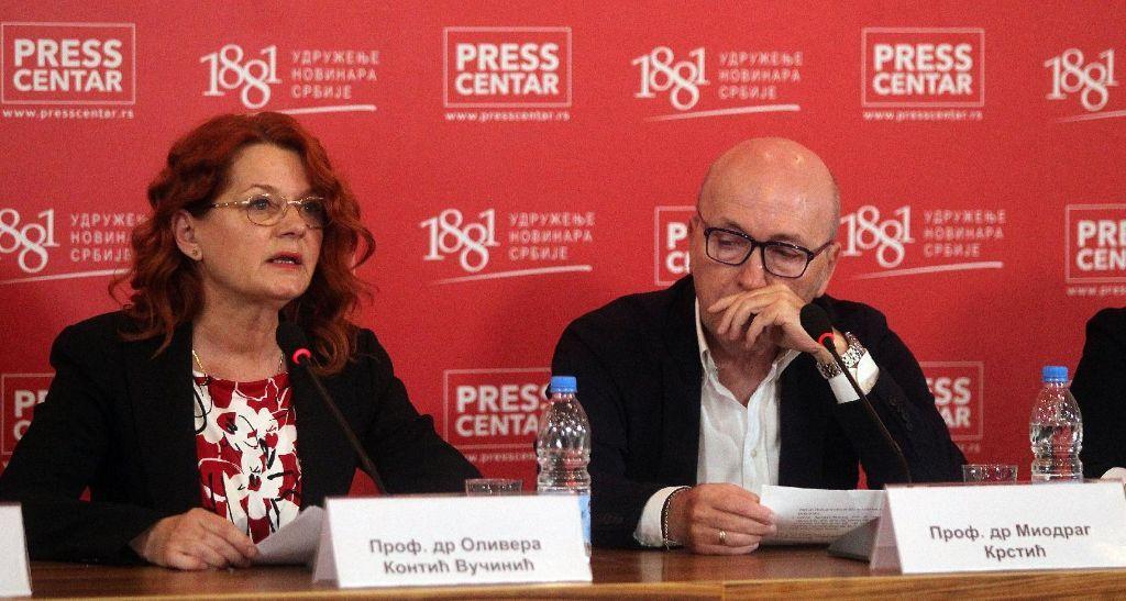 Šta je sporno u izborima na Medicinskom fakultetu u Beogradu 1 Grupa profesora Medicinskog fakulteta na konferenciji za medije 18. maja u Beogradu