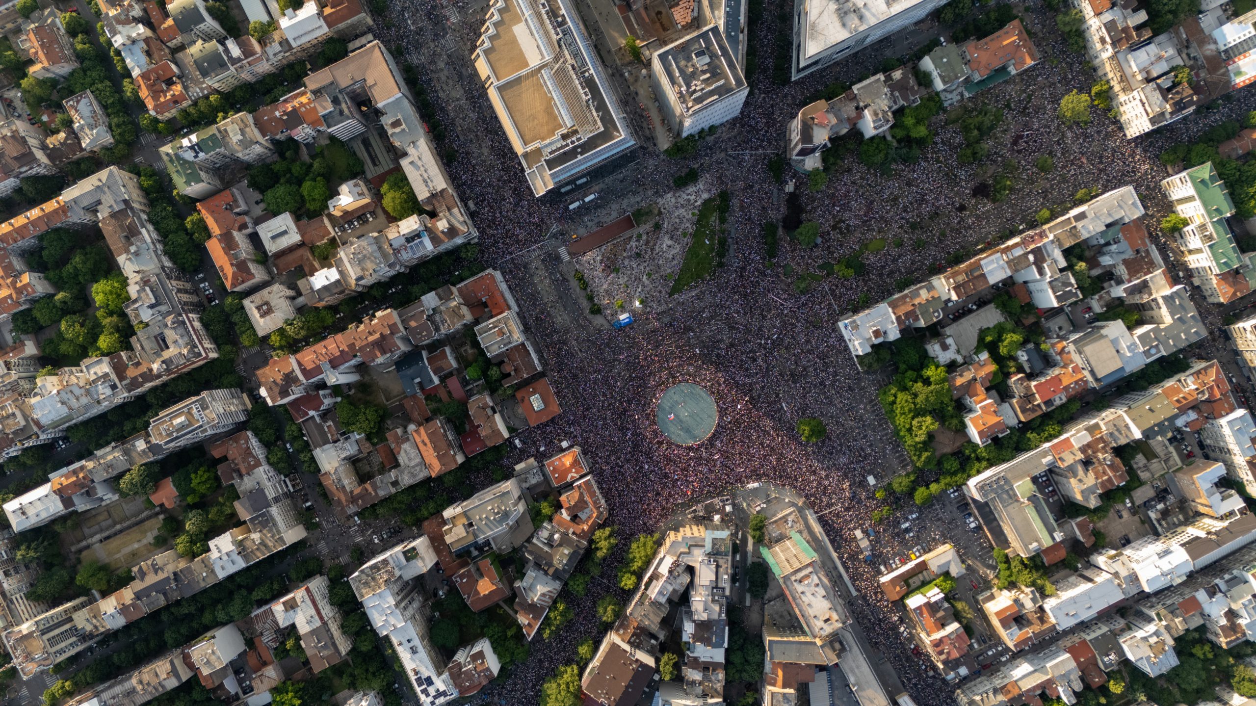 Kako je dron "video" protest na Slaviji (FOTO; VIDEO) 5