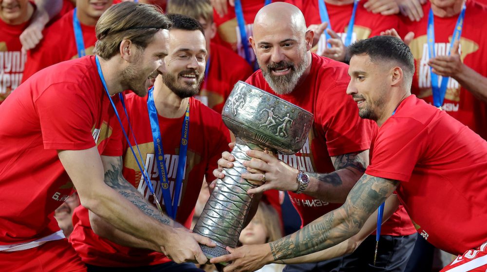Od trofeja se ne živi 1