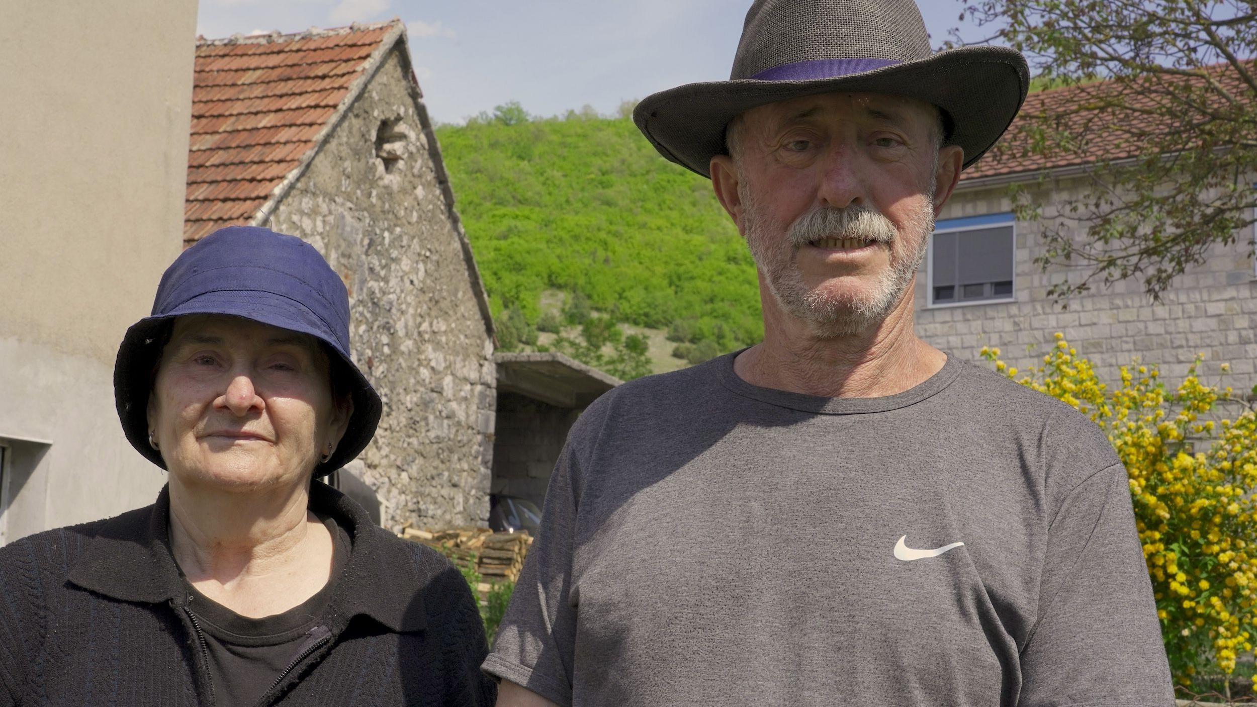 O crnogorskom kršu i nudistima: Gde je 'Lepota poroka' 40 godina kasnije 10 Mira i Rajko Varajić