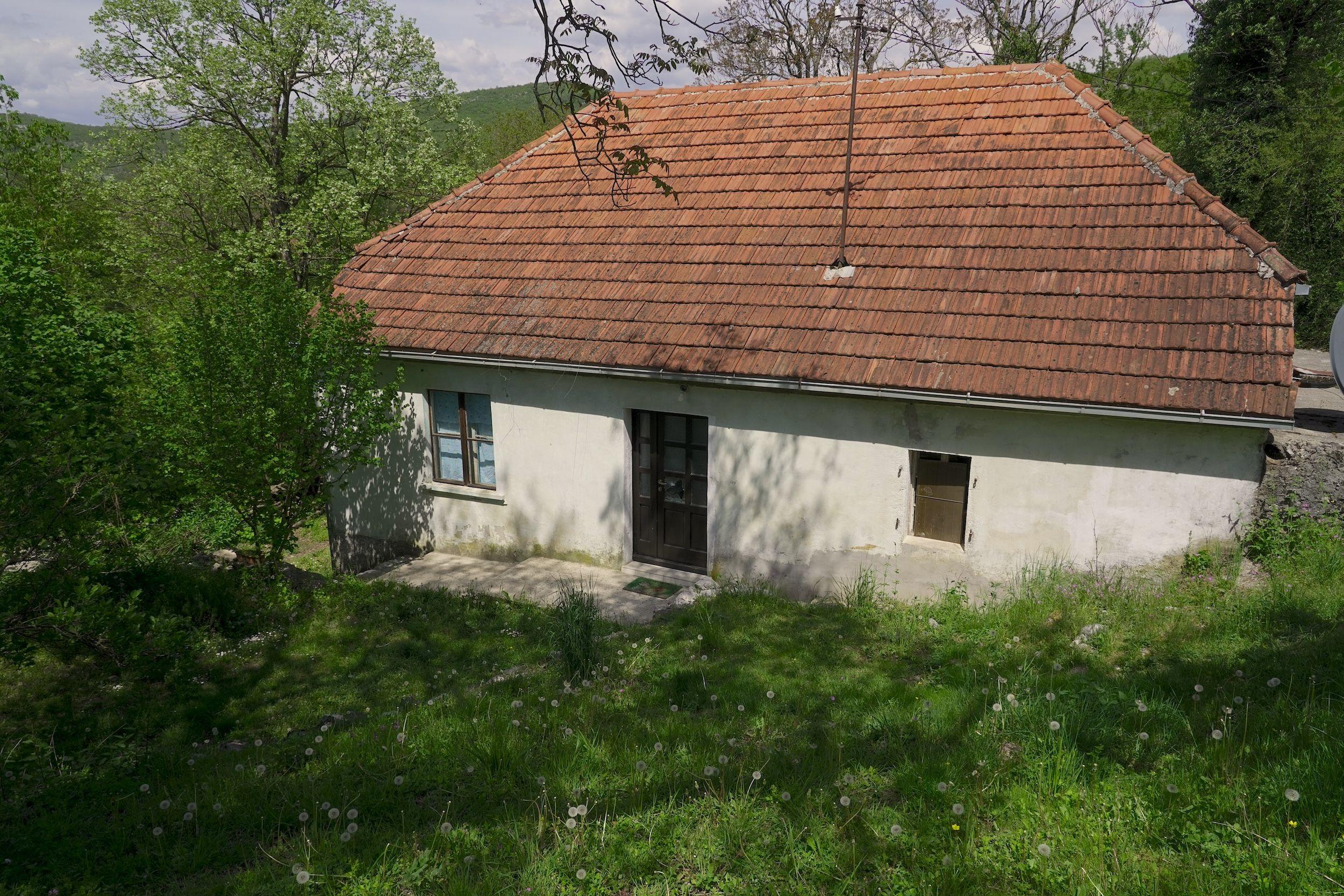 O crnogorskom kršu i nudistima: Gde je 'Lepota poroka' 40 godina kasnije 7 Porodična kuća Živka Nikolića
