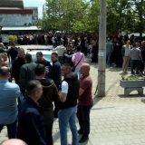 Treći dan protesta u Gračanici zbog hapšenja direktora zdravstvenih i obrazovnih ustanova 4