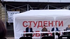 Šta je rekao Milo Lompar na tribini u Kragujevcu sa koje je proglašen studentski Memorandum o Kosovu (VIDEO)? 1