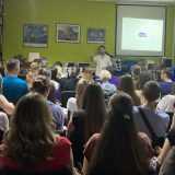 "Strah je svuda oko nas, ali ga lepotom, kulturom i znanjem uskoro pobeđujemo": Tradicionalna "Noć u biblioteci" u Trinaestoj gimnaziji 5